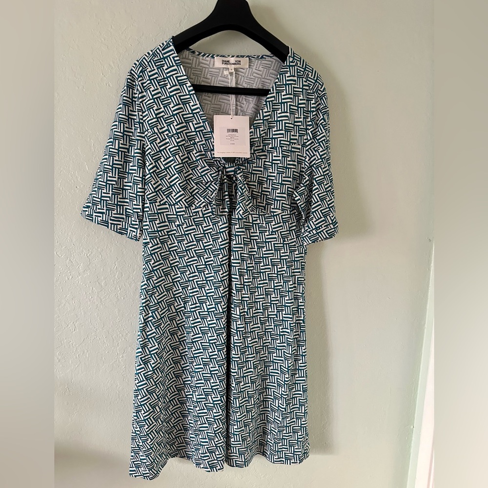 Diane Von Furstenberg Teal and White Geometric Tie-Front Dress NWT